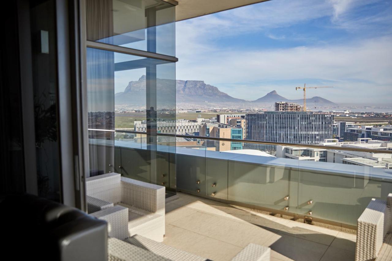 The Residences At Crystal Towers 4*