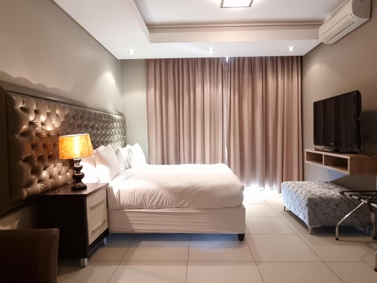 The Residences At Crystal Towers Kapstadt