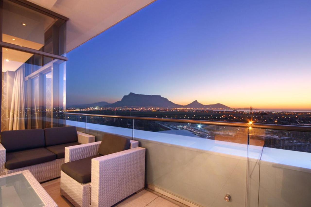 Aparthotel The Residences At Crystal Towers