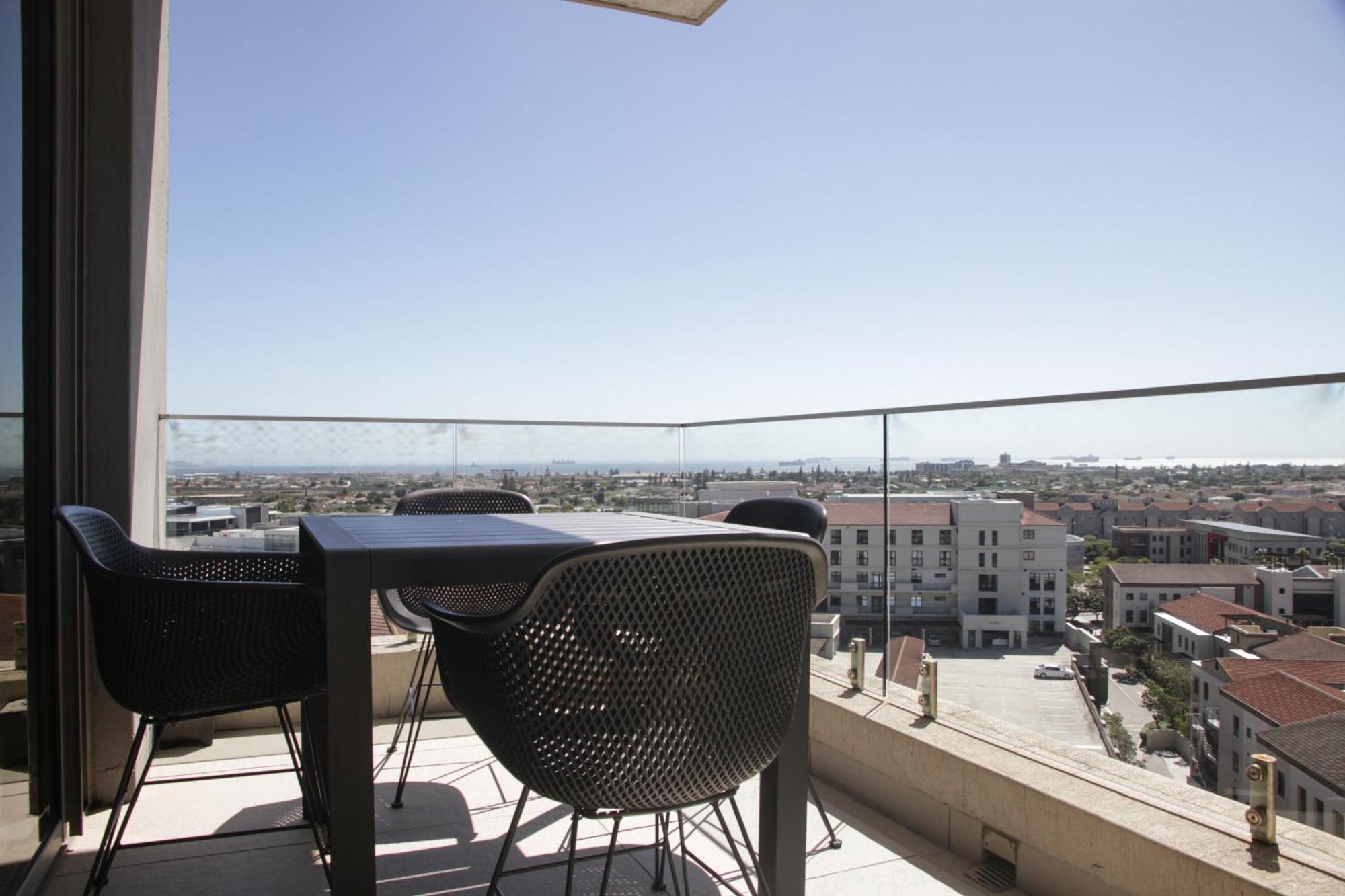 The Residences At Crystal Towers 4*
